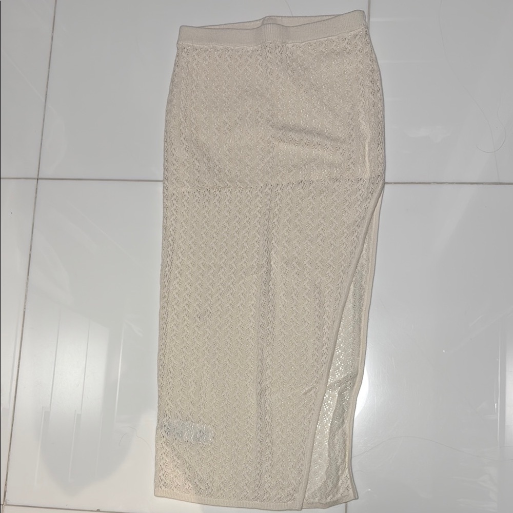Elegant Cream Lace Skirt